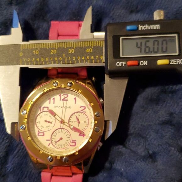Rocawear Women's RL0129‎ Large Pink & Gold 3 Multifunction Enamel Bezel Watch - Picture 9 of 10